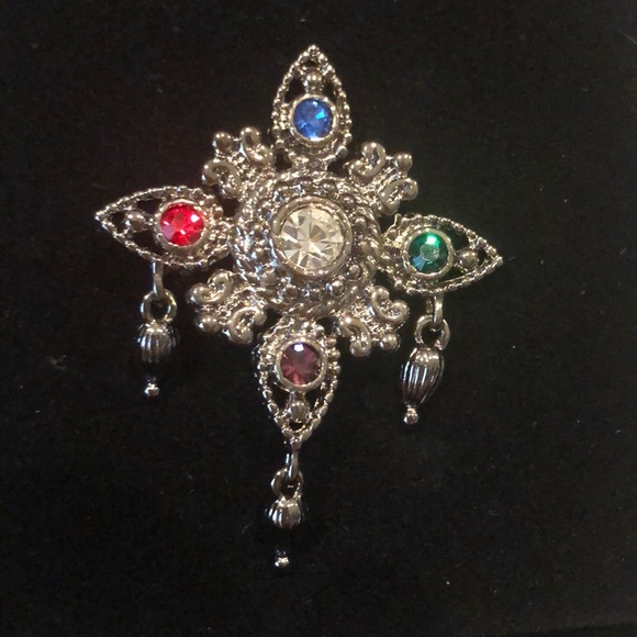 BOB MACKIE JEWEL ESSENCE COLLECTION BARBIE DOLLS -5 barbies, brooch & portfolio - Picture 10 of 13